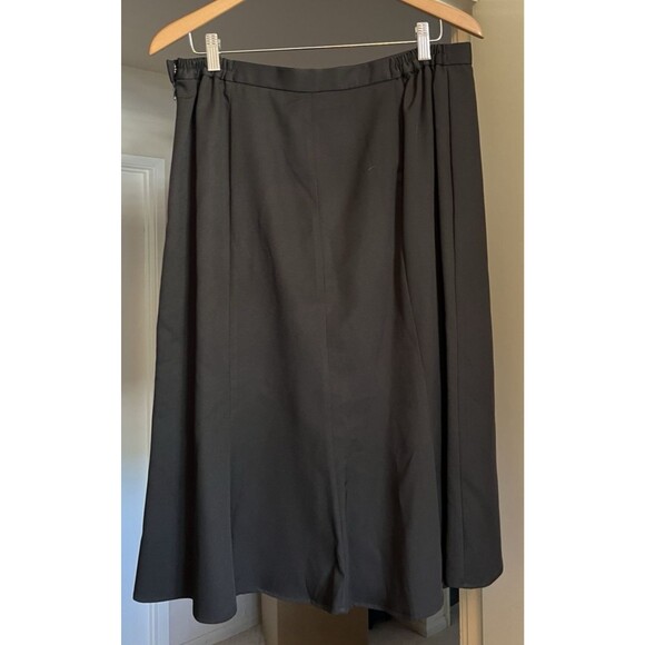 Susanna By Teramina Slimming Black Gold Skirt Suit Size 14 Long Sleeve Elegant - Picture 15 of 16